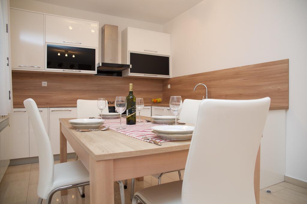 Antonija Apartments With Pool Biograd Na Moru Exterior foto